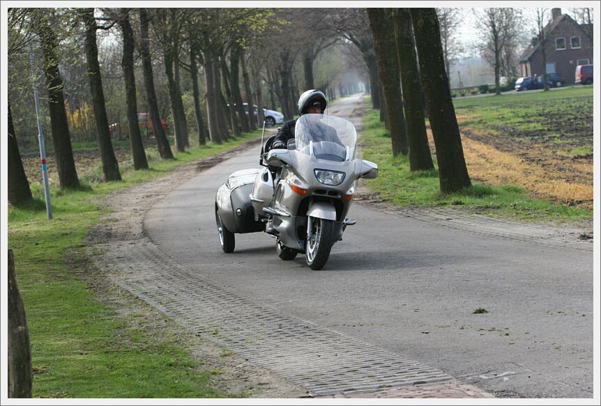 c K1200LT met trailer